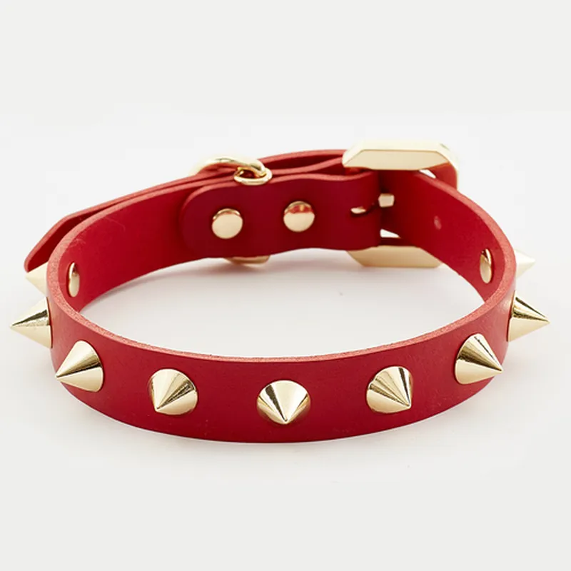 Golden Spike Red Collar – Bold, Durable, Luxurious