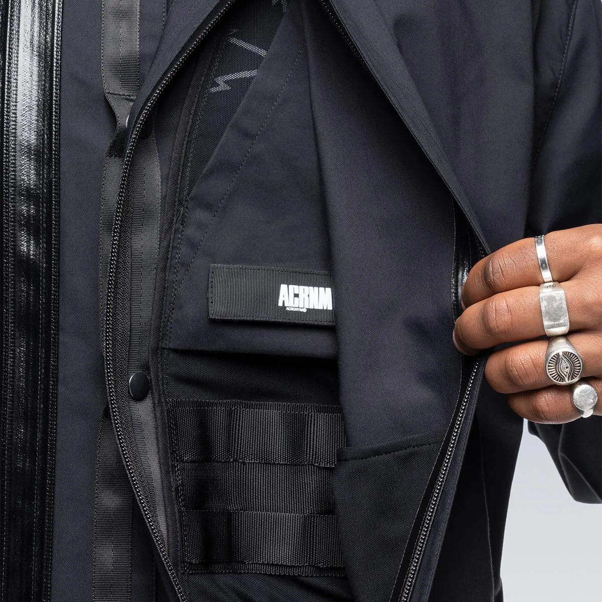 J111TS-CH 'Black'