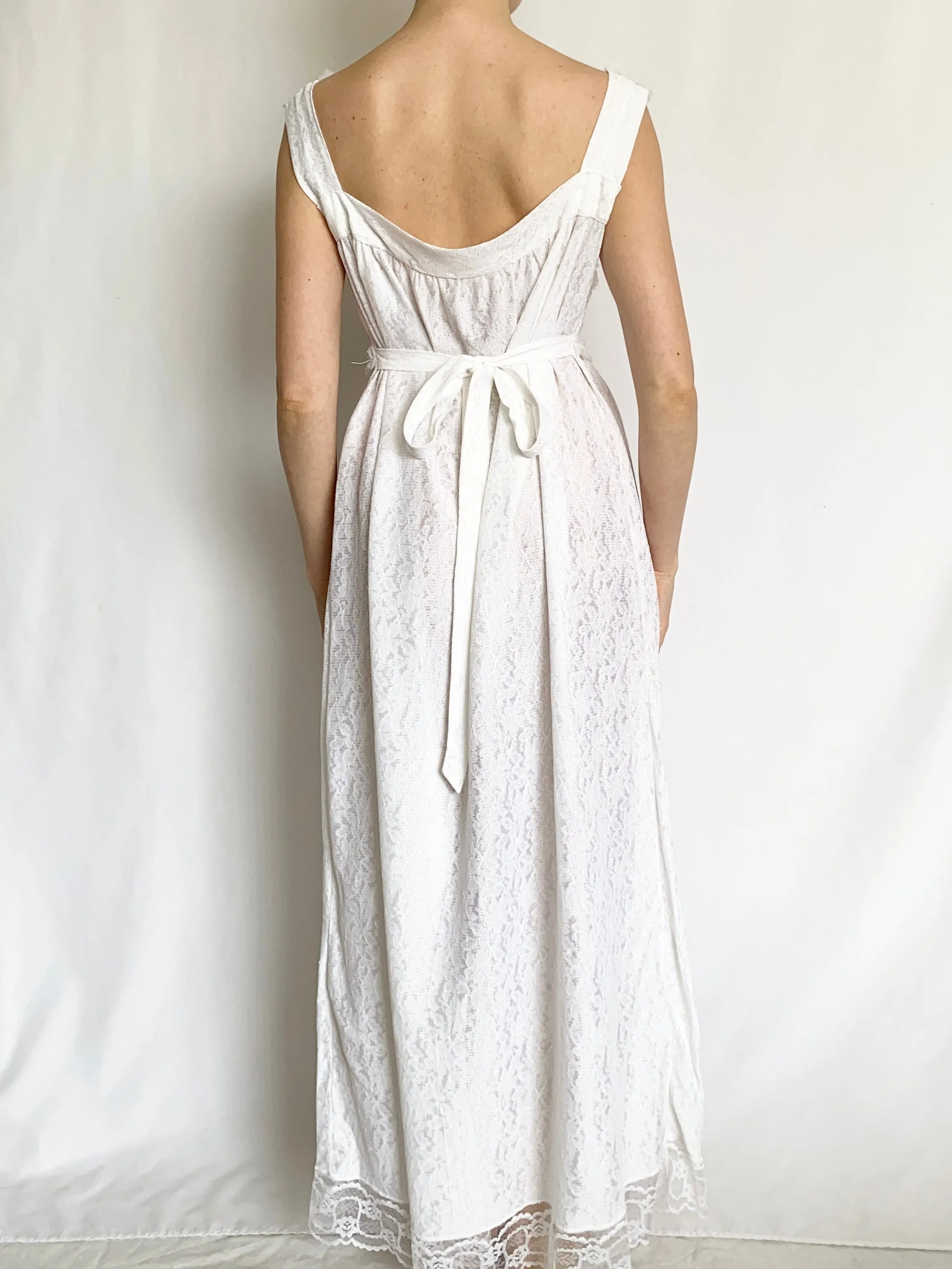 Vintage White Lace 1950s Slip Dress (XS/S)